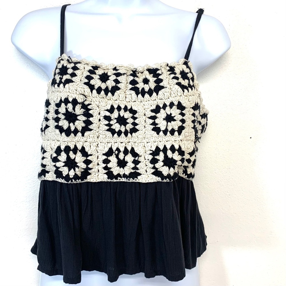 Lucky Brand Crochet Granny Square Peplum Cami Crop Top Black‎ Cream Boho Medium